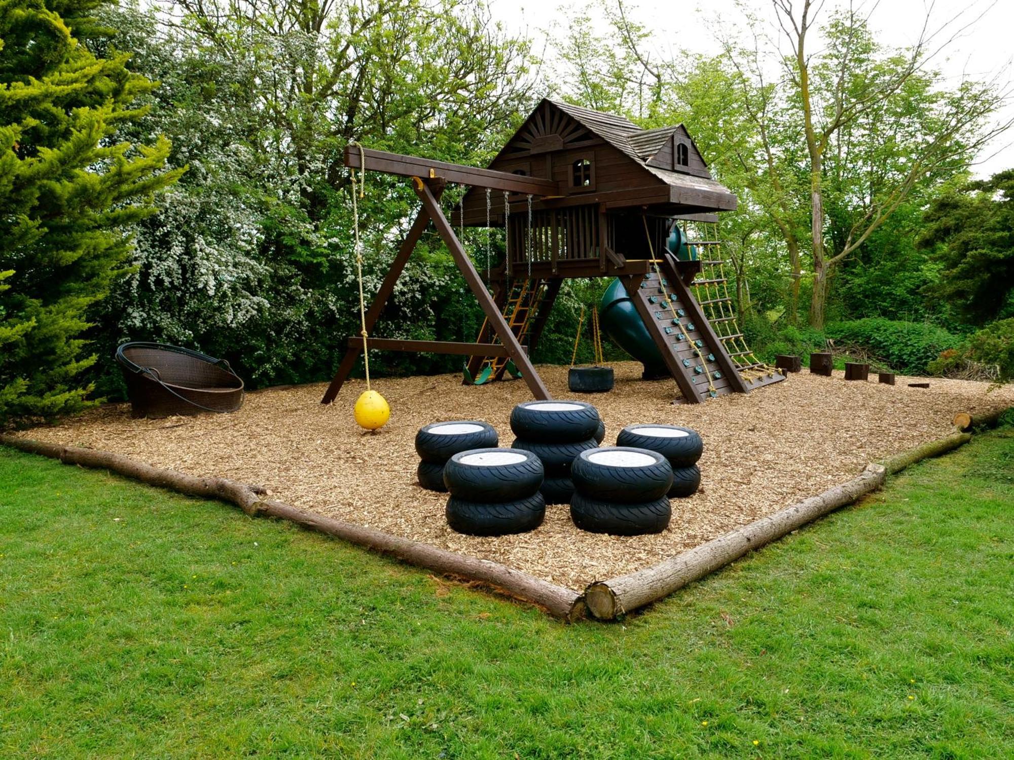 Deluxe 4 Or 5 Bed House With Hot Tub, Cinema Room Sleeps 15 Saffron Walden Bagian luar foto